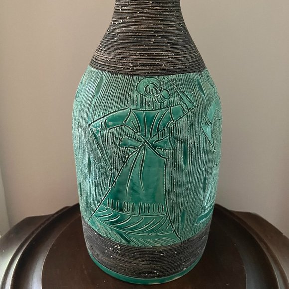 Mid-Century Italian Green Fratelli Fanciullacci Sgraffito Vase - Picture 5 of 9